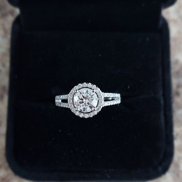 1 Carat Double Band Moissanite 925 Silver Engagement Ring - Picture 2 of 11